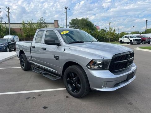 Used 2021 RAM 1500 Express w/ Wheel & Sound Group AWD/4WD image 3