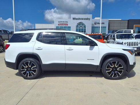 Used 2019 GMC Acadia SLT w/ Black Edition FWD image 5