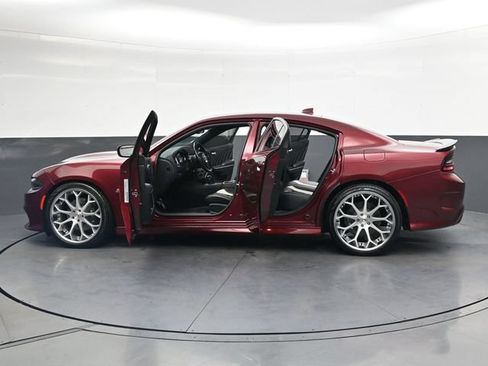 Used 2020 Dodge Charger Scat Pack RWD image 36