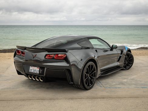 Used 2017 Chevrolet Corvette Grand Sport image 8