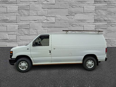 Used 2012 Ford E-250 and Econoline 250 w/ Commercial Cargo Van Pkg image 6