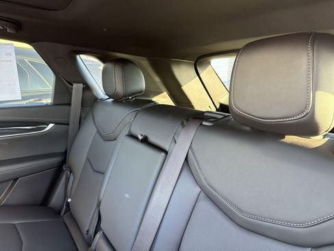Certified 2022 Cadillac XT5 Premium Luxury image 24
