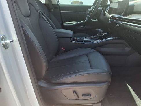Used 2026 Kia Sorento SX AWD/4WD image 11