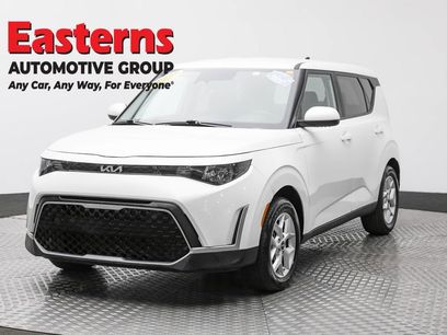 Used 2025 Kia Soul LX w/ LX Technology Package