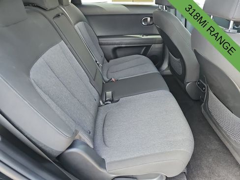 Used 2025 Hyundai Ioniq 5 SE RWD image 17