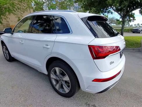 Certified 2023 Audi Q5 Premium w/ Convenience Package image 6