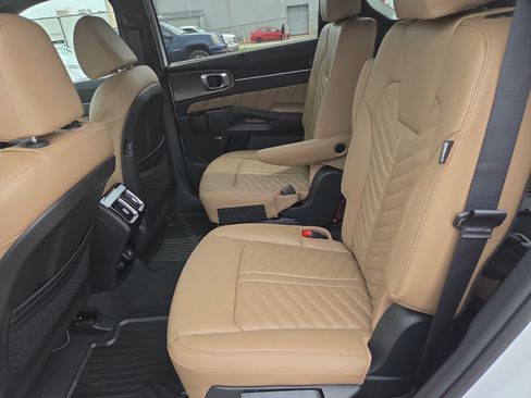 New 2026 Kia Sorento SX Prestige AWD/4WD image 6