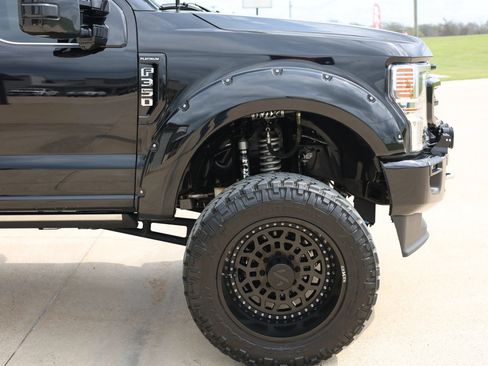 Used 2021 Ford F350 Platinum w/ FX4 Off-Road Package AWD/4WD image 17