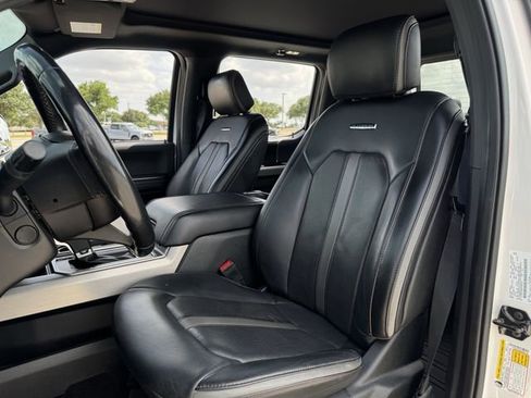 Used 2019 Ford F150 Platinum w/ Equipment Group 701A Luxury AWD/4WD image 27