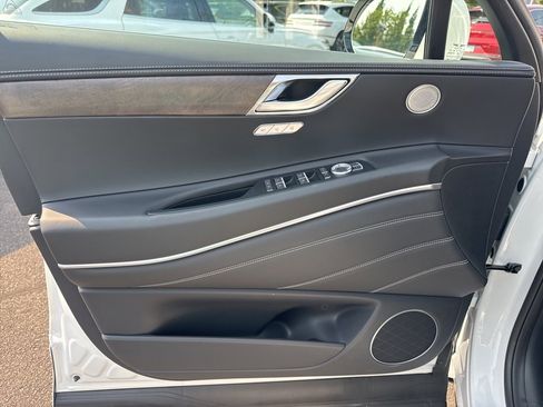 New 2026 Genesis GV80 2.5T Select image 17