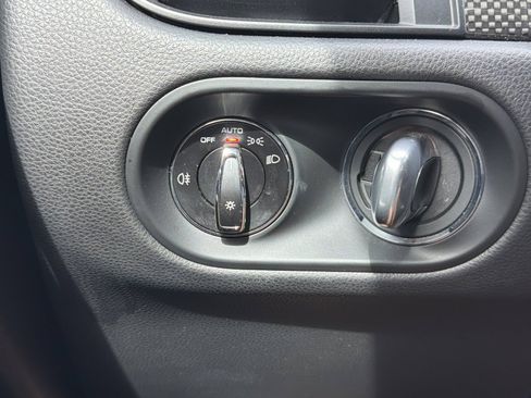 Used 2022 Porsche Macan S AWD/4WD image 30