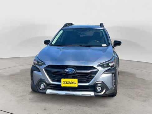 Used 2023 Subaru Outback Onyx Edition AWD/4WD image 8