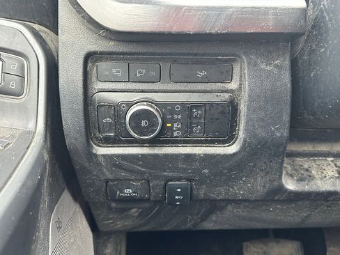 Certified 2024 Ford F250 Lariat w/ Lariat Ultimate Package image 28