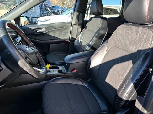 Used 2023 Ford Escape ST-Line w/ Tech Pack #1 AWD/4WD image 37