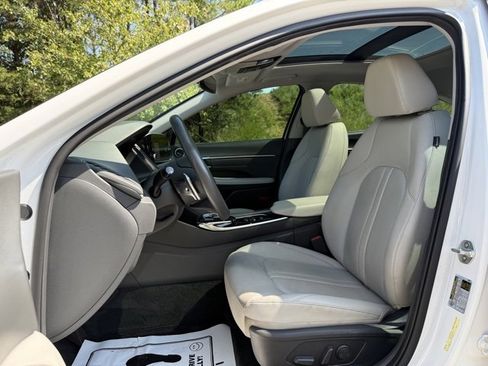 Used 2022 Hyundai Sonata Limited image 11