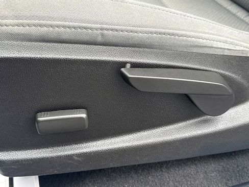 Used 2021 Chevrolet Colorado W/T w/ Custom Special Edition image 30