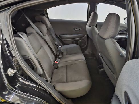 Used 2019 Honda HR-V Sport image 12