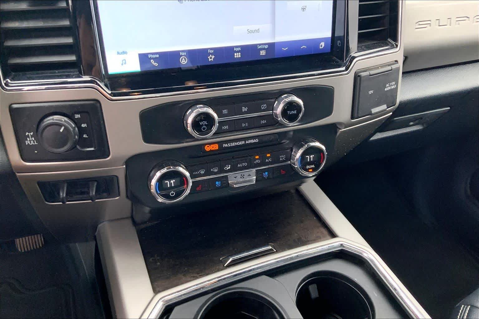 Used 2022 Ford F250 Lariat w/ Black Appearance Package AWD/4WD image 35