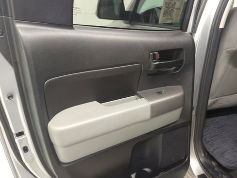 Used 2012 Toyota Tundra 4x4 Double Cab image 8