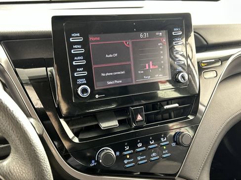 Used 2021 Toyota Camry LE image 16