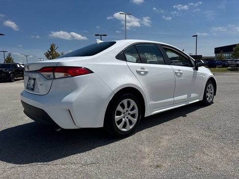 Used 2024 Toyota Corolla LE FWD image 7