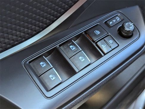 Used 2018 Toyota C-HR XLE image 17