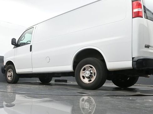 Used 2020 Chevrolet Express 2500 w/ Driver Convenience Package image 10
