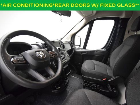 Used 2023 RAM ProMaster 2500 FWD image 8