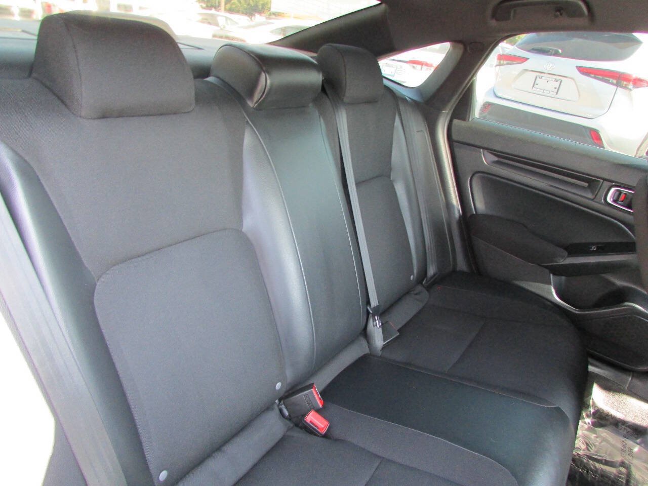 Used 2023 Honda Civic Sport image 32