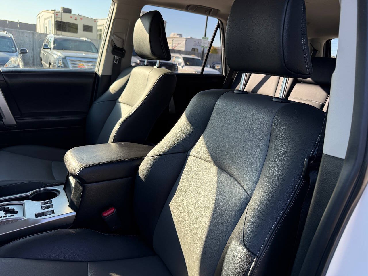Used 2019 Toyota 4Runner SR5 Premium AWD/4WD image 14