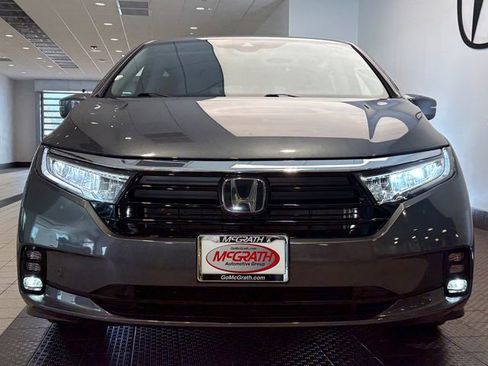 Used 2023 Honda Odyssey Touring image 2