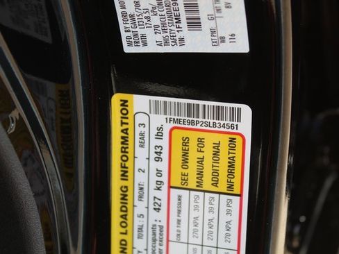 Used 2025 Ford Bronco Badlands image 41