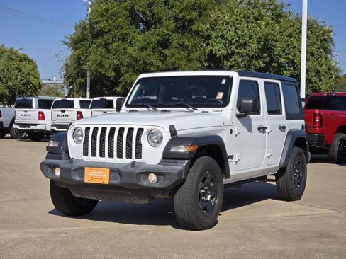 Used 2024 Jeep Wrangler Unlimited Sport AWD/4WD image 3