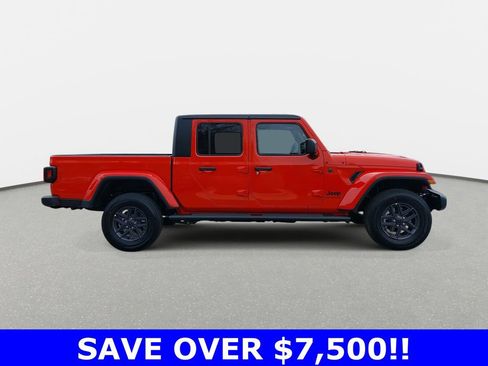 New 2025 Jeep Gladiator Sport AWD/4WD image 4