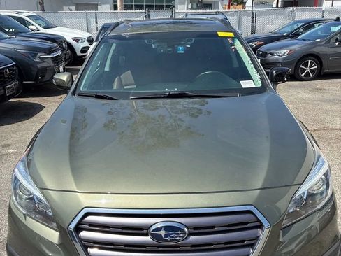 Used 2017 Subaru Outback 3.6R Touring AWD/4WD image 10