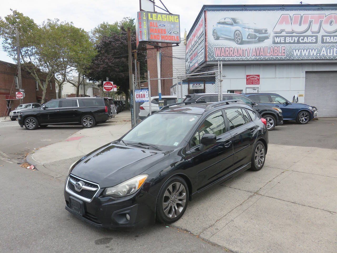 Used 2014 Subaru Impreza 2.0i Sport Premium AWD/4WD image 2