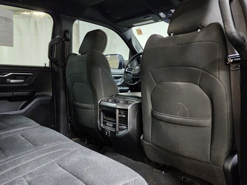 Used 2019 RAM 1500 Big Horn image 16