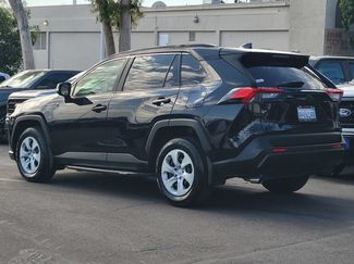 Used 2019 Toyota RAV4 LE w/ Carpet Mat Package FWD video 2