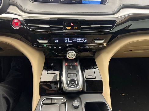 Used 2023 Acura MDX FWD w/ Technology Package image 31