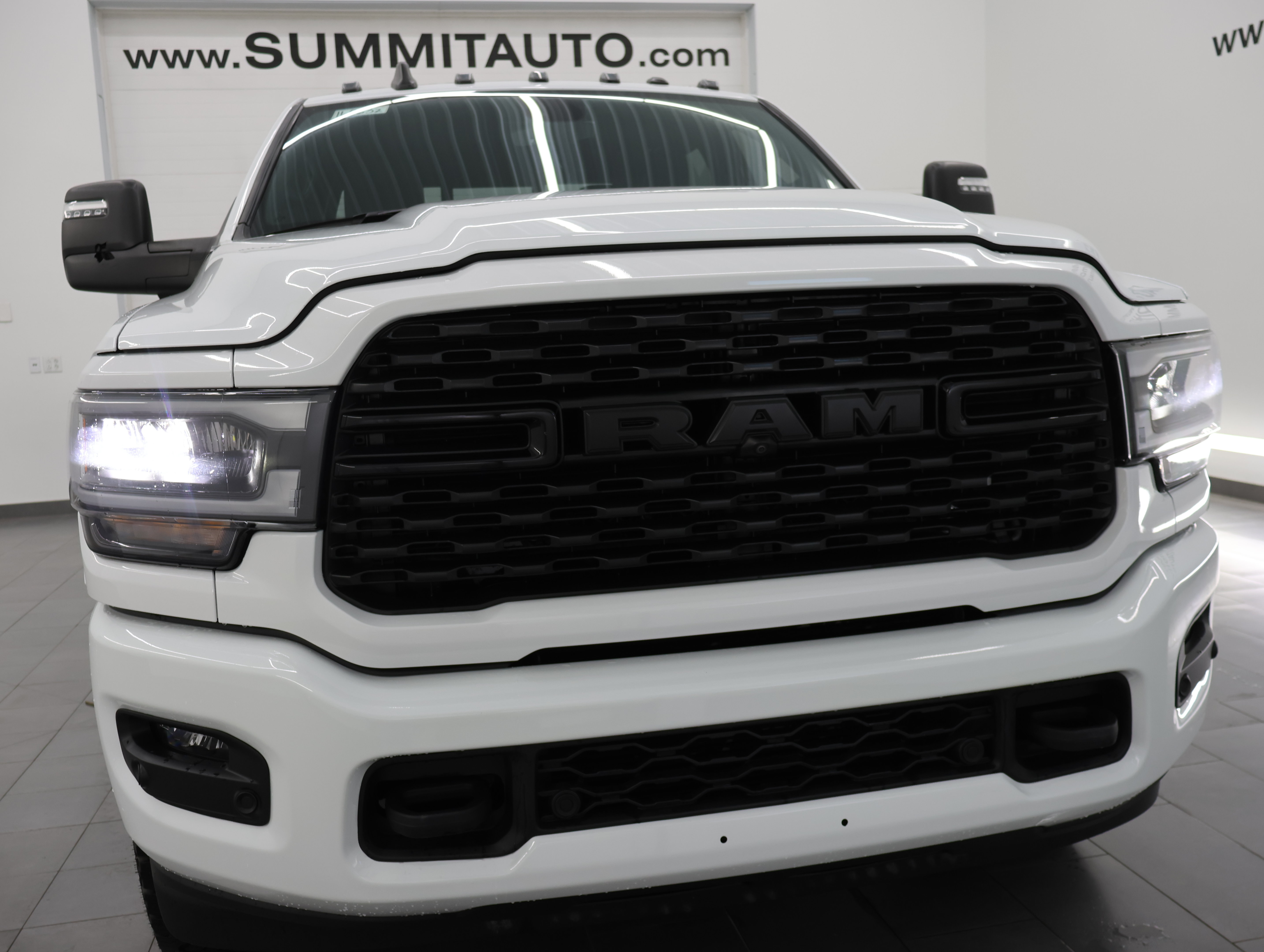 Used 2023 RAM 2500 Big Horn w/ Level 2 Equipment Group AWD/4WD image 26
