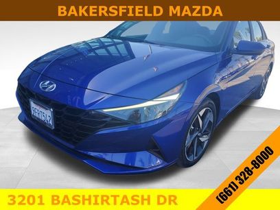 Used 2023 Hyundai Elantra SEL w/ Convenience Package