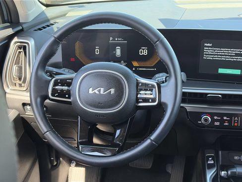 Used 2024 Kia Sorento S w/ Panoramic Sunroof Package FWD image 13