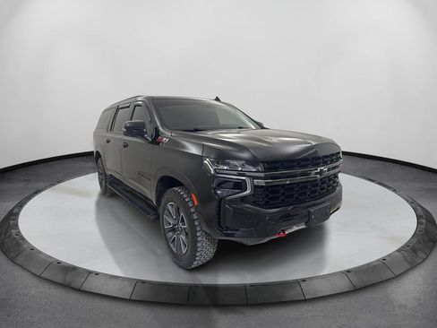 Used 2022 Chevrolet Suburban Z71 w/ Z71 Off-Road Package AWD/4WD image 3