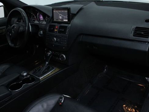 Used 2011 Mercedes-Benz C 63 AMG Sedan w/ Multimedia Pkg image 27