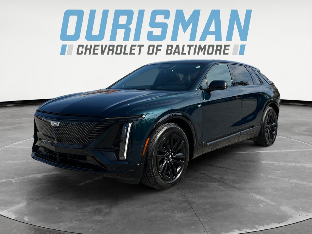 Used 2024 Cadillac Lyriq Luxury w/ LPO, Floor Liner Package RWD image 2