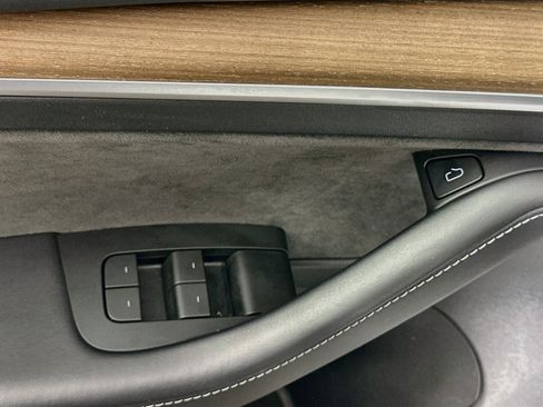 Used 2023 Tesla Model 3 Standard Range RWD image 15
