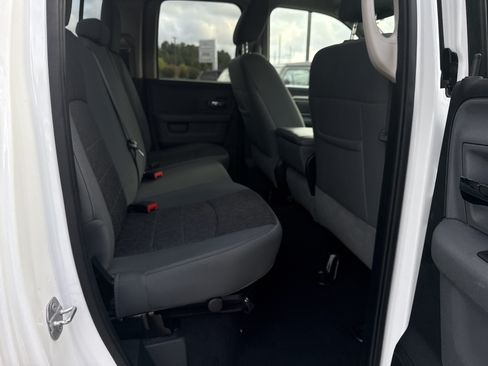 Used 2015 RAM 1500 Big Horn RWD image 15