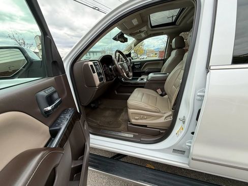 Used 2016 GMC Sierra 1500 Denali w/ Denali Ultimate Package image 11