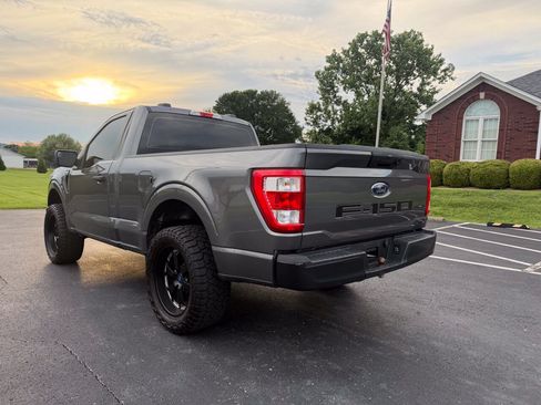 Used 2022 Ford F150 XL RWD image 4