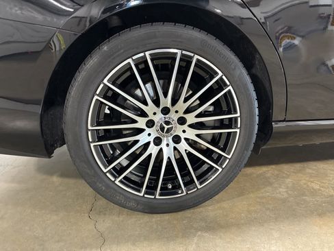 Used 2023 Mercedes-Benz C 300 C 300 image 11